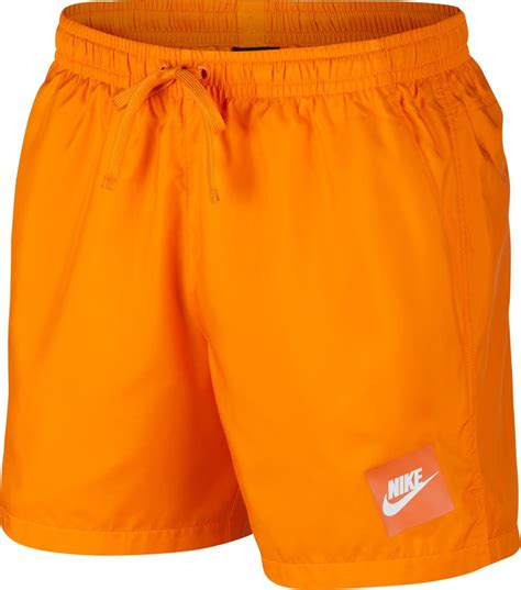 korte broek nike heren maat m